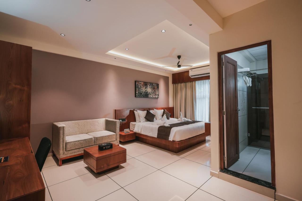 Fortview Suites Касарагод Экстерьер фото
