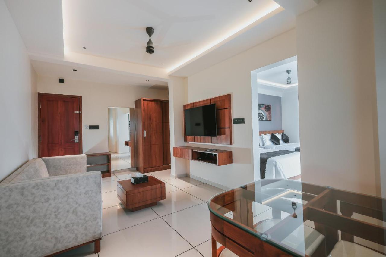 Fortview Suites Касарагод Экстерьер фото